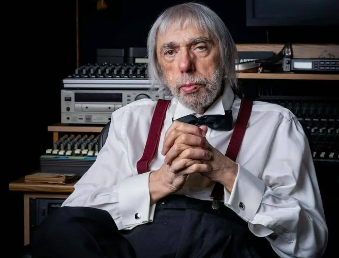 Фото Написал кинохиты к «Легенде №17» и «Сталкеру»: музыкальная династия привезла в Новосибирск нашумевший фестиваль имени знаменитого композитора Артемьева 4